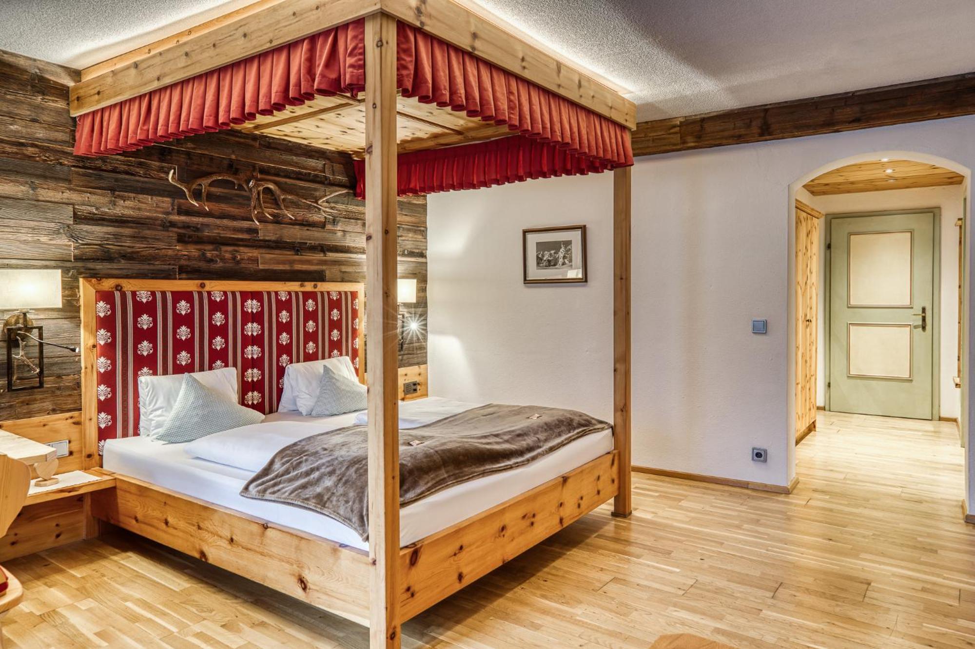 Hotel Alpenstolz Mieders Quarto foto