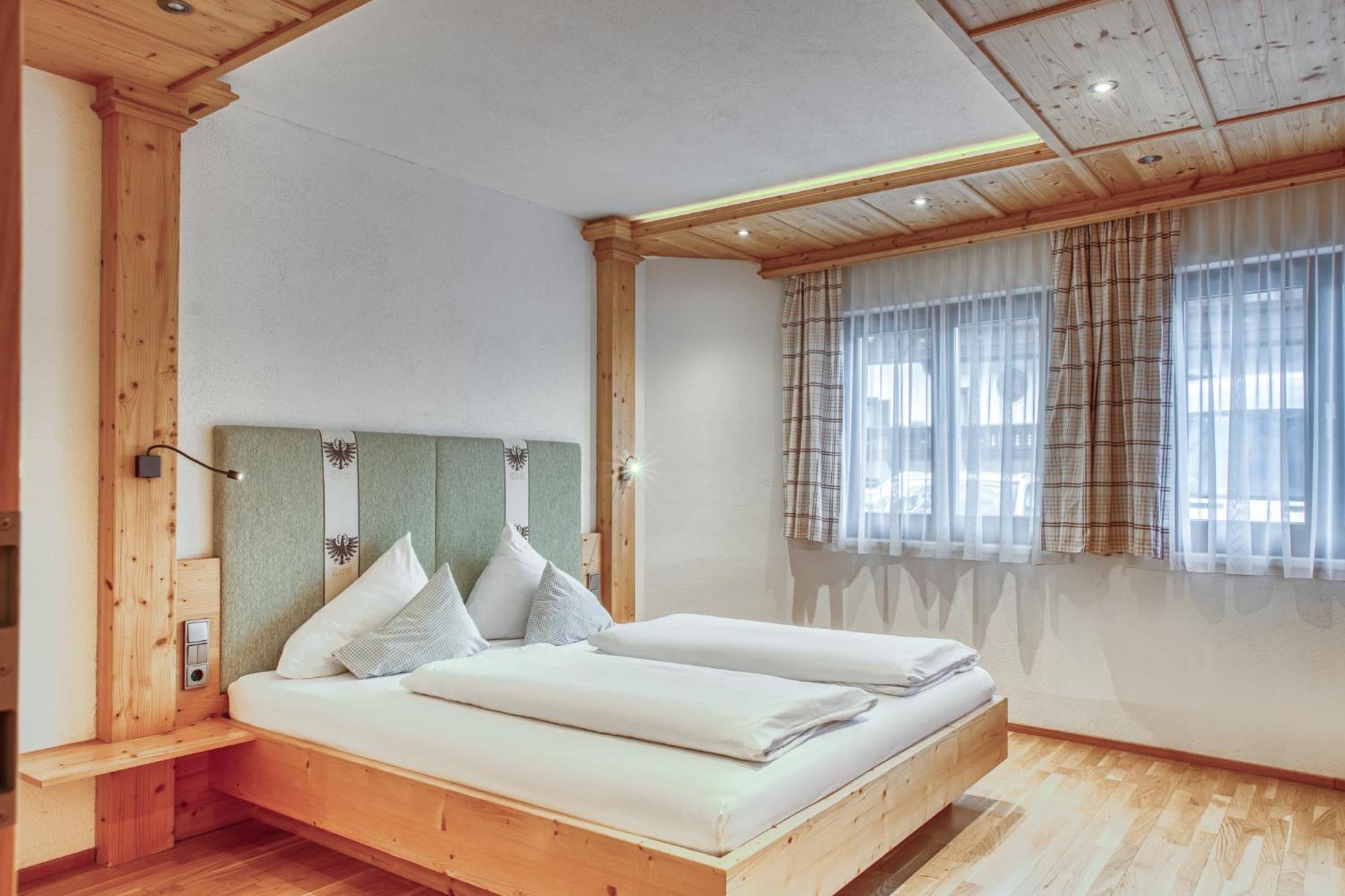 Hotel Alpenstolz Mieders Quarto foto